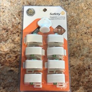 NEW child cabinet locks